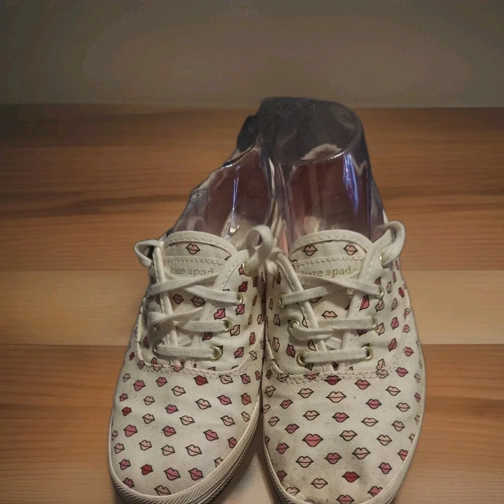 Keds Kate Spade Shoes Womens 7.5 Lips Kiss New York Champion Sneakers Y2k Boho‎